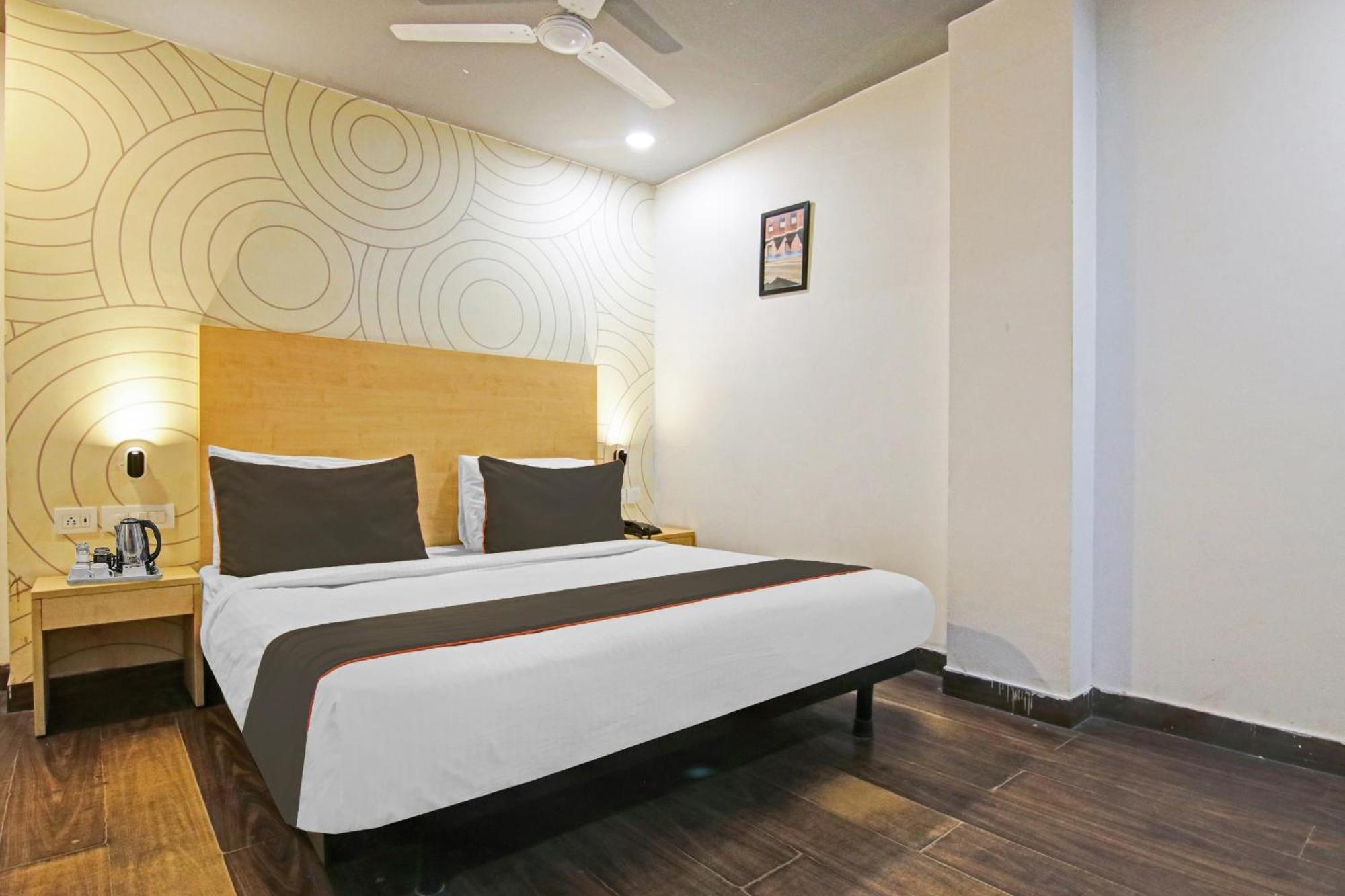 Collection O Slf Mall Sector 30 Otel Faridabad Dış mekan fotoğraf