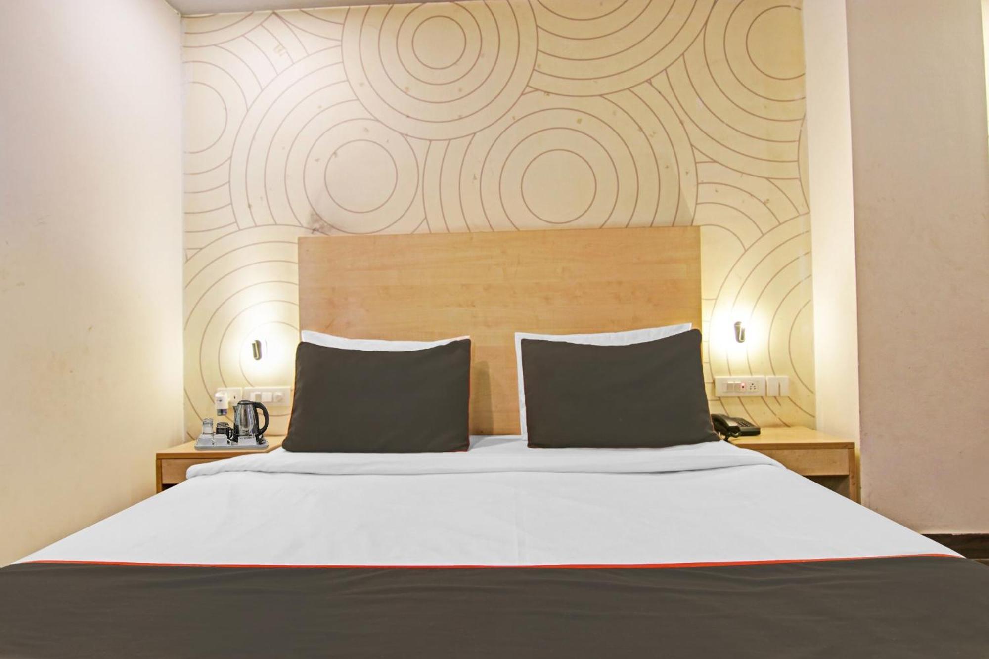 Collection O Slf Mall Sector 30 Otel Faridabad Dış mekan fotoğraf