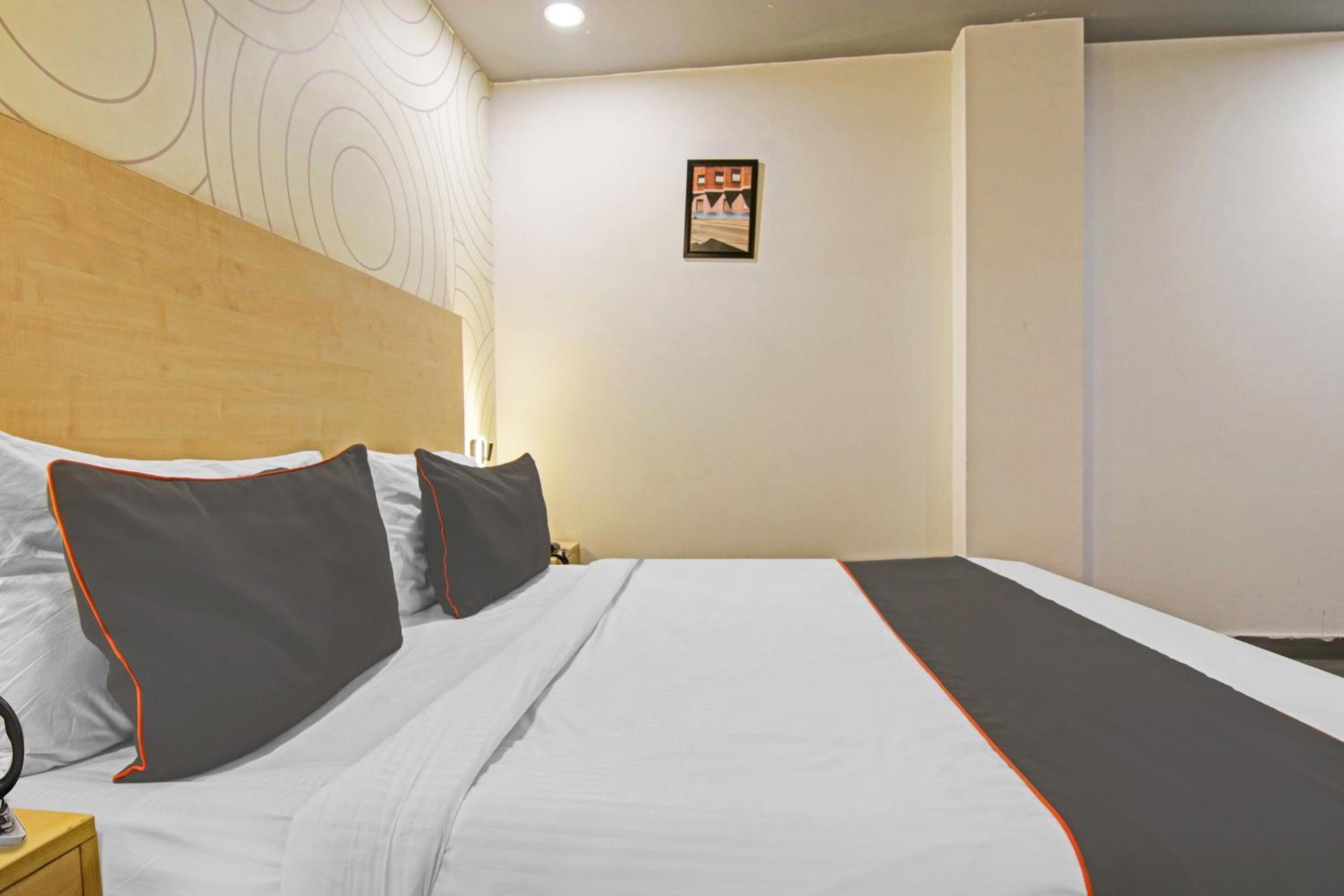 Collection O Slf Mall Sector 30 Otel Faridabad Dış mekan fotoğraf