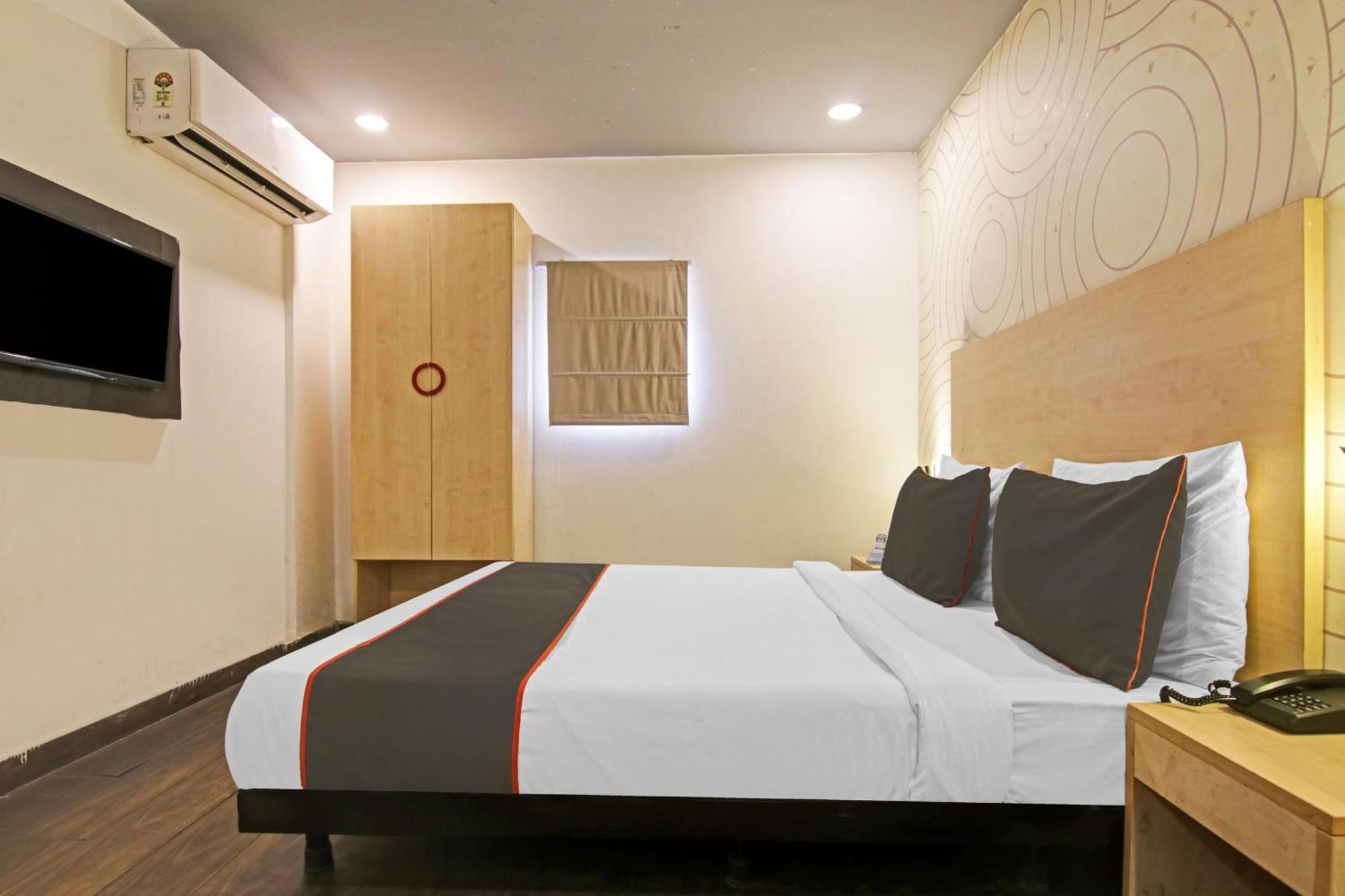 Collection O Slf Mall Sector 30 Otel Faridabad Dış mekan fotoğraf